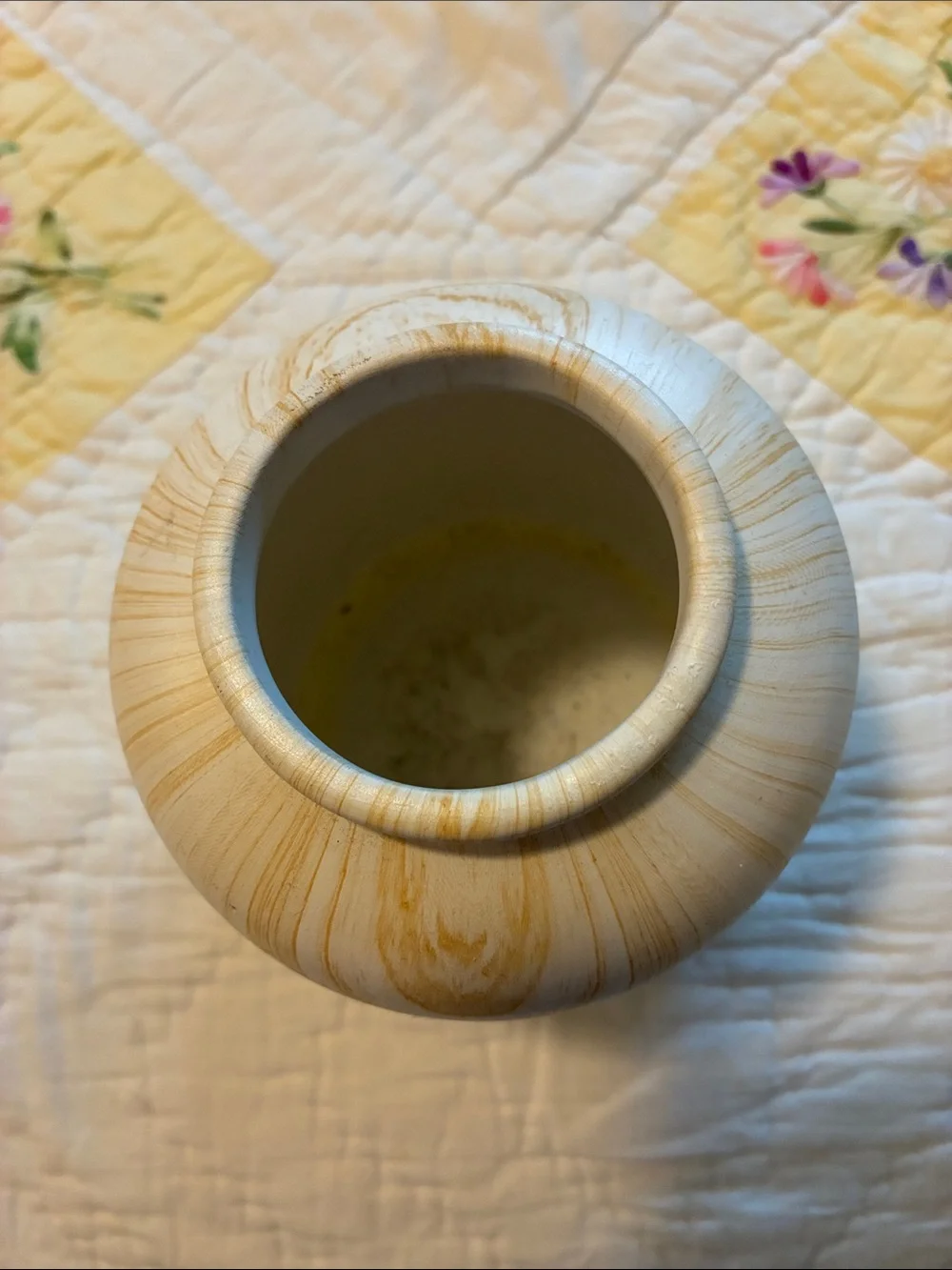 unbranded cream wood